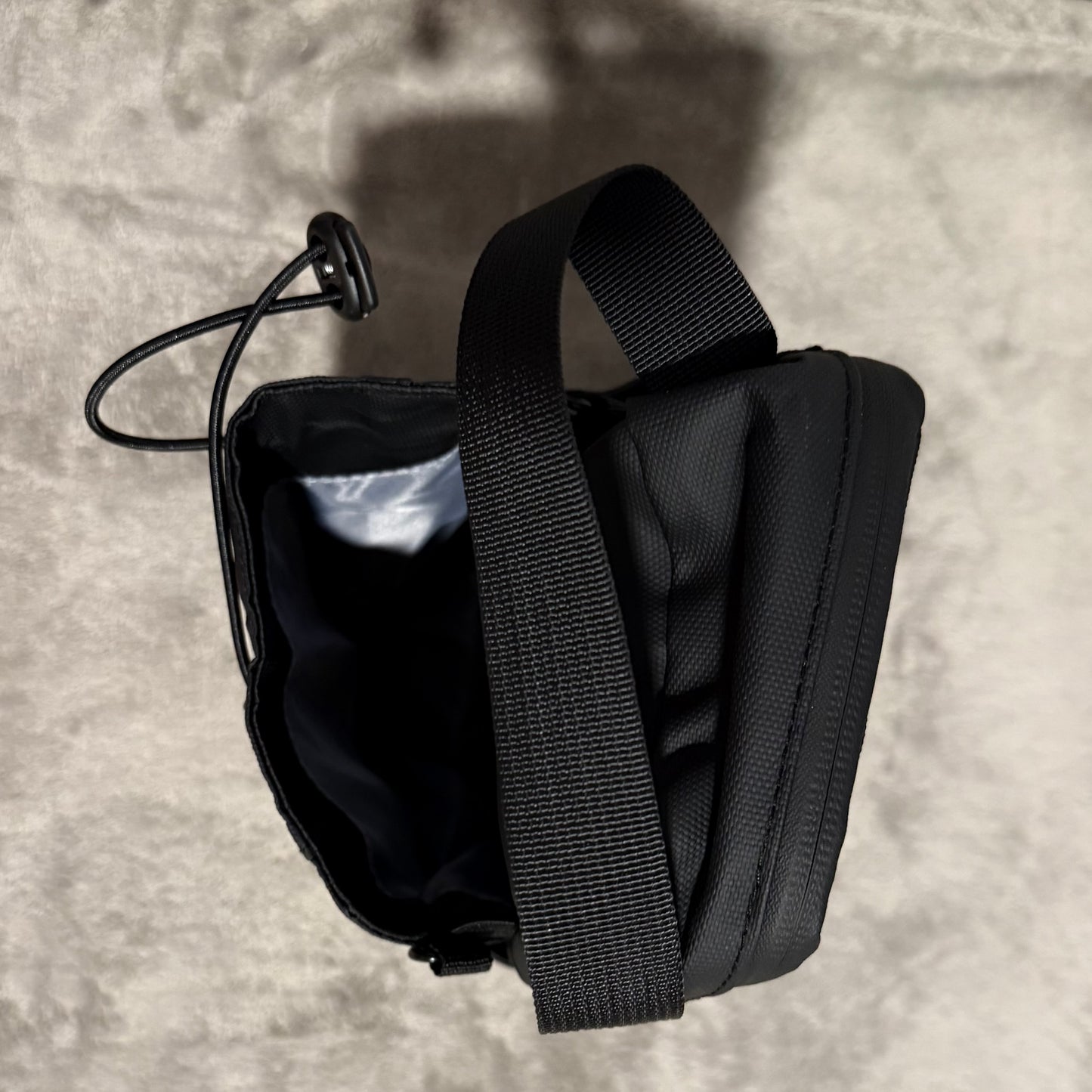Sport Bag – Magnetic Closure