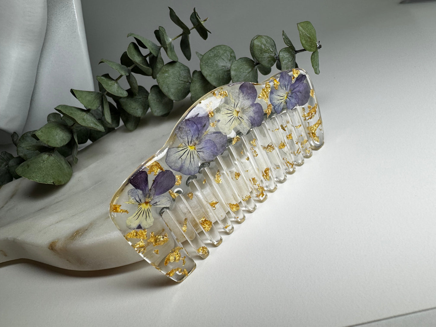 Handmade Resin Comb with Real Flowers & Gold Leaf