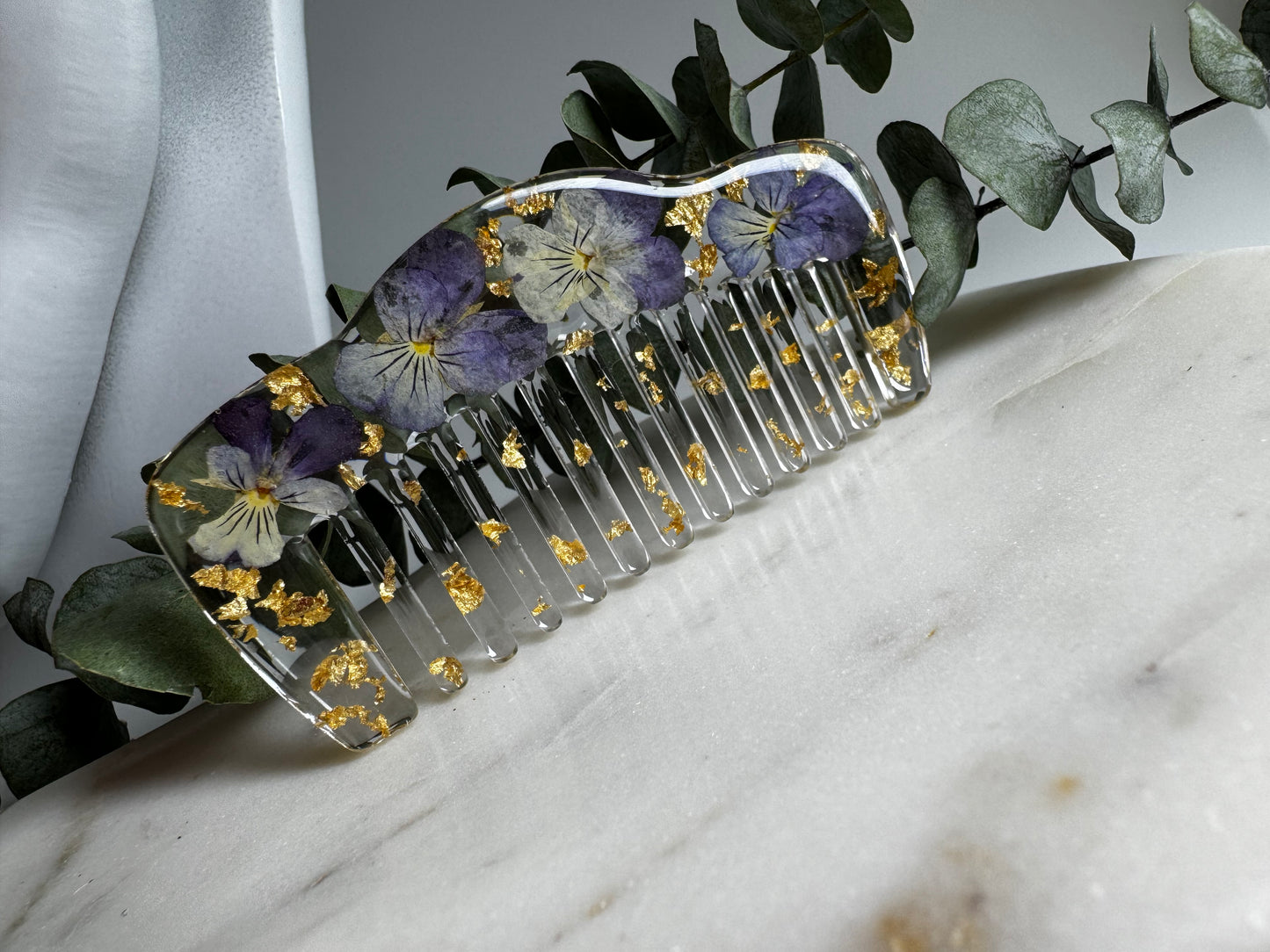 Handmade Resin Comb with Real Flowers & Gold Leaf