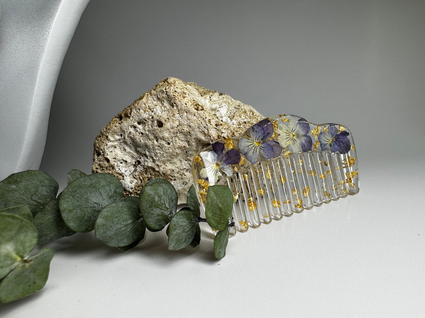 Handmade Resin Comb with Real Flowers & Gold Leaf