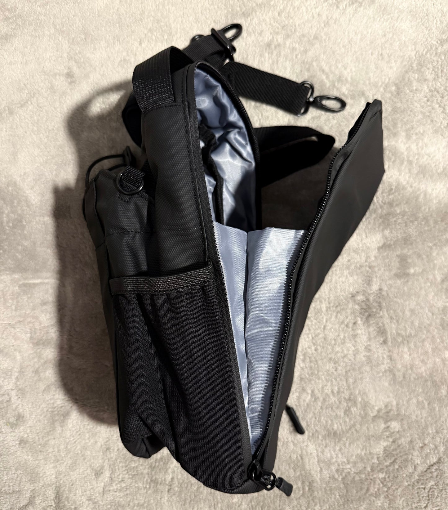 Sport Bag – Magnetic Closure