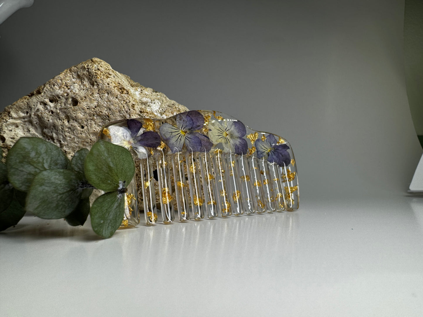 Handmade Resin Comb with Real Flowers & Gold Leaf